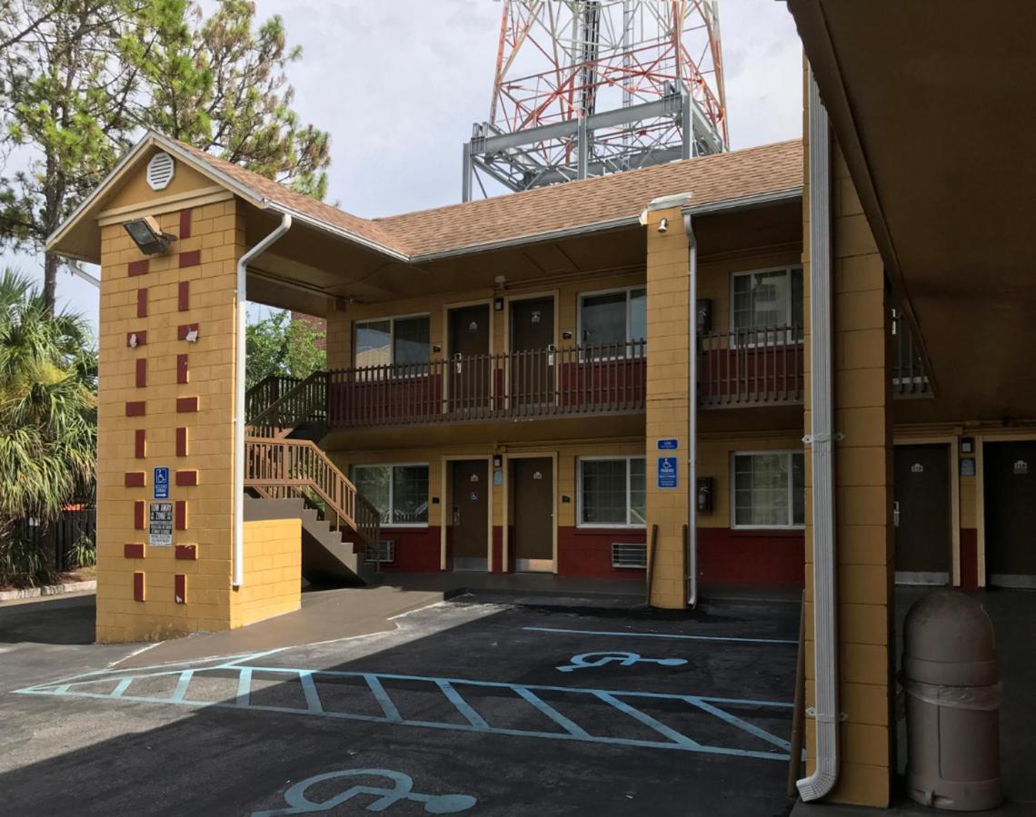 Gainesville Lodge Exterior photo